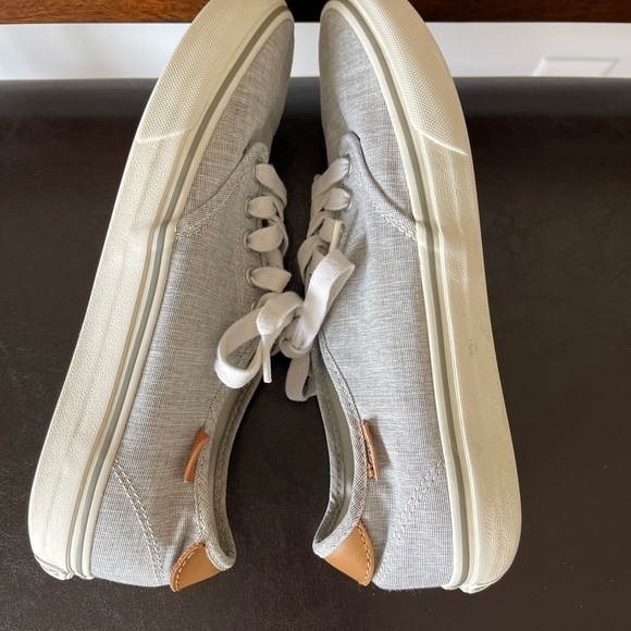 Vans women’s size 9.5 - Picture 4 of 17